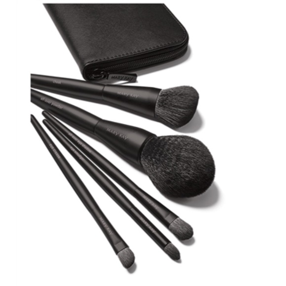 Mary Kay Other - MK Essential Brush Collection